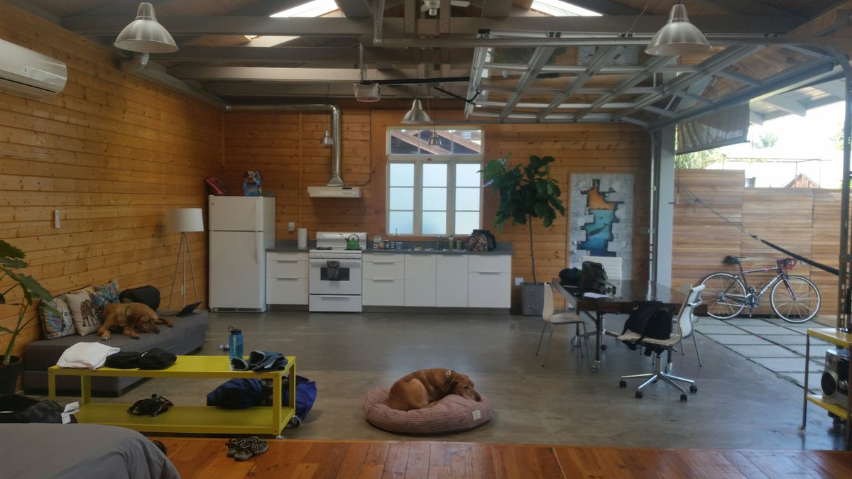 gastrocycling's tweet photo. #moderndogs chillaxing at the Garage Mahal https://t.co/iybw9rVN7Q