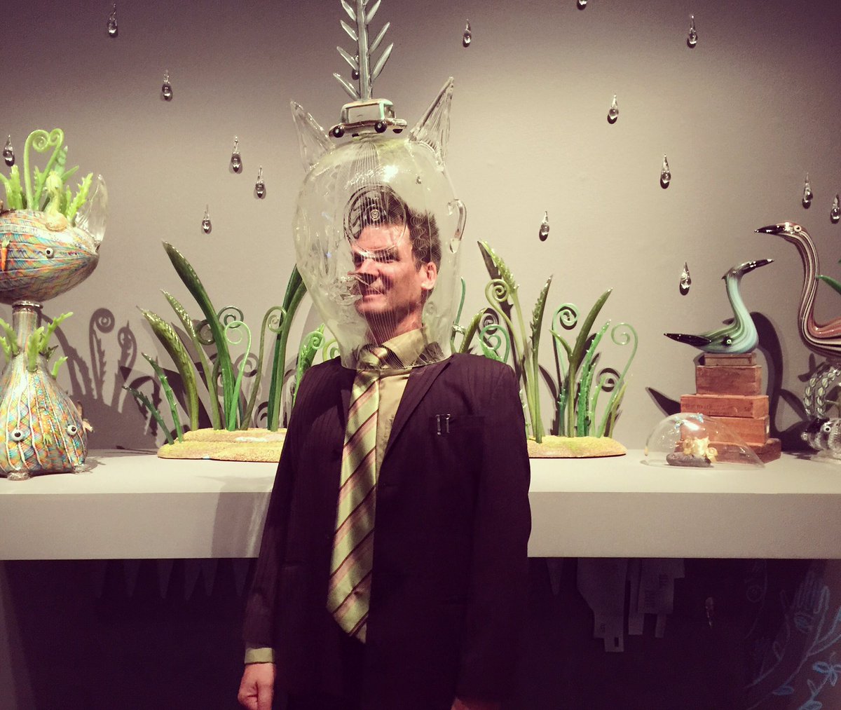 eloise_fuss's tweet photo. Immersing in the curious world of glass artist Tom Moore for @themixABC. @artgalleryofsa #magicobject @abcarts https://t.co/UDTk8ejgYe