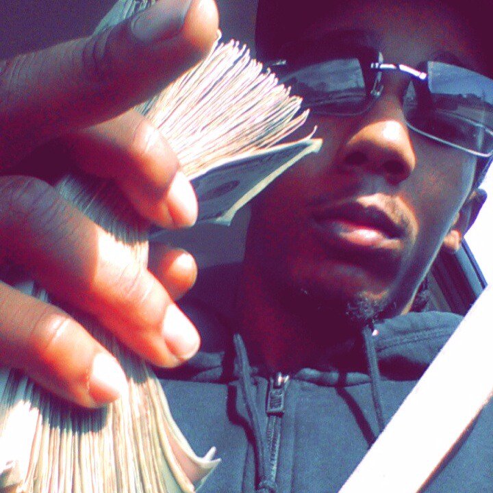 MoneyMakingMont tweet picture