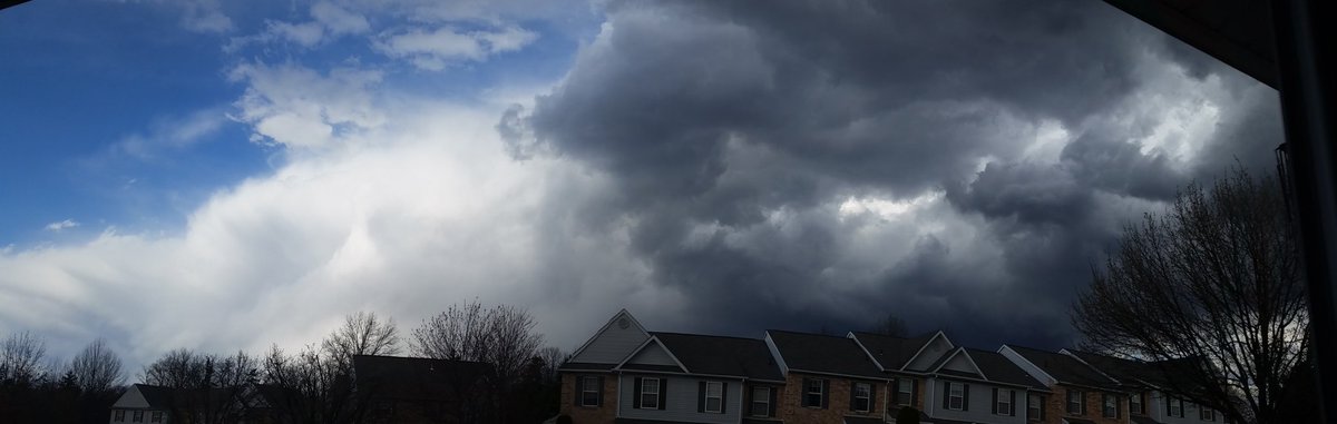 LoBiondoWX's tweet photo. Really awesome cumulonimbus clouds that were right at my door step the other week! Pa wx is soo amazing! #pawx https://t.co/QTo3CwBulz