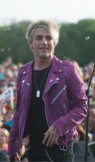 justdaltythings's tweet photo. American Idol really changed Dalton https://t.co/IjRdVEbifh