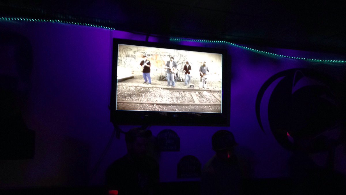 ectband's tweet photo. Thank you @PhoenMusicGroup for playing our #WheresMySunshine video to promote tomorrow nite's show at @GeosLounge. https://t.co/tYT2Lpur9p