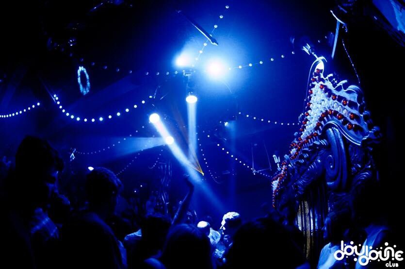 COSTIGNAC tonight at <a href="/DoudouneClub/">Doudoune Val d'Isere</a>