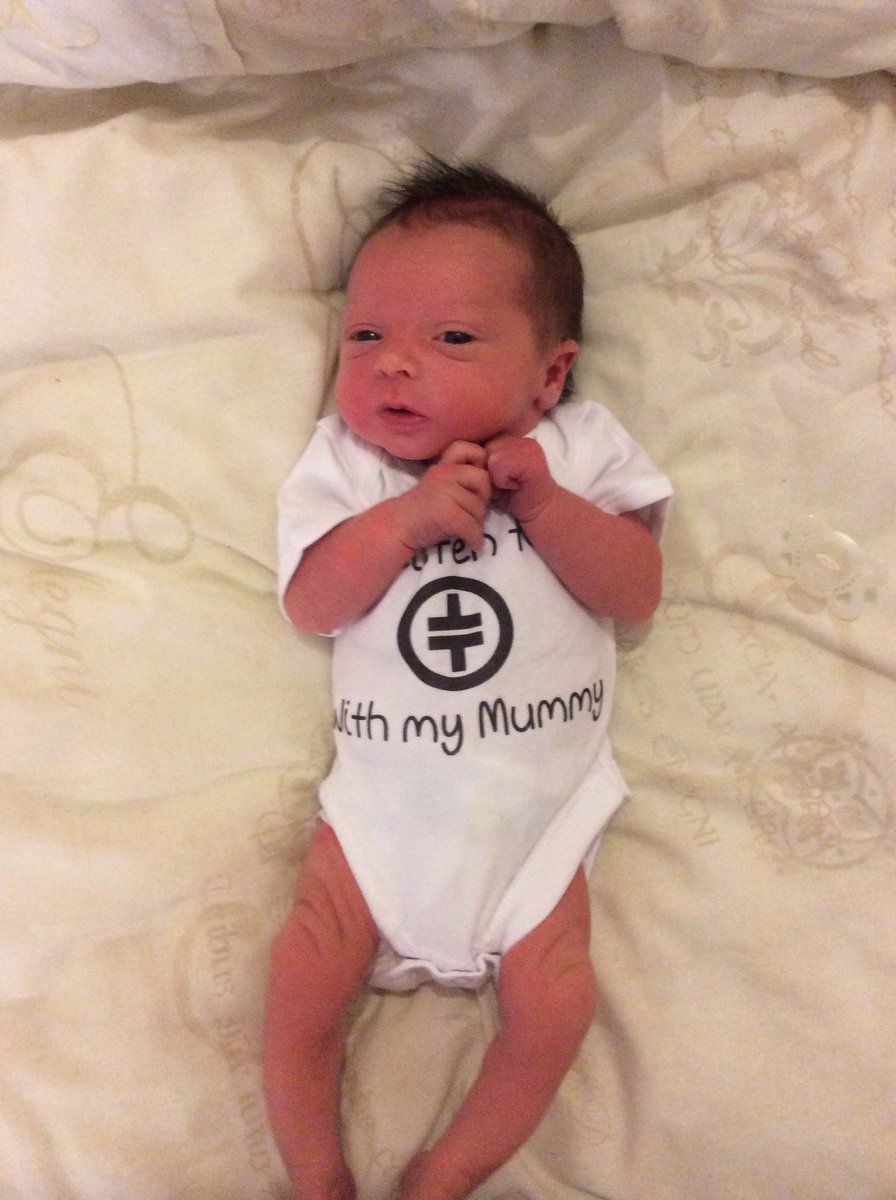 tracymallon12's tweet photo. #newestfan #ttbaby @GaryBarlow @OfficialMarkO @HowardDonald @tracymallon12 #babylove https://t.co/HN7Hn11Wxk