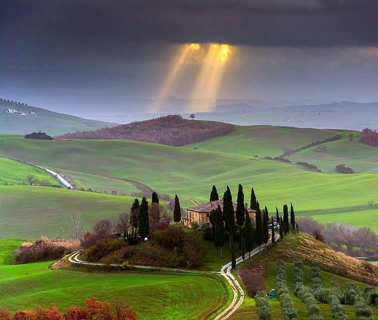 Gabriele_Corno's tweet photo. Podere Belvedere in Val D'Orcia....... by Michele Rossetti #Tuscany https://t.co/H6qUHtxv9Z