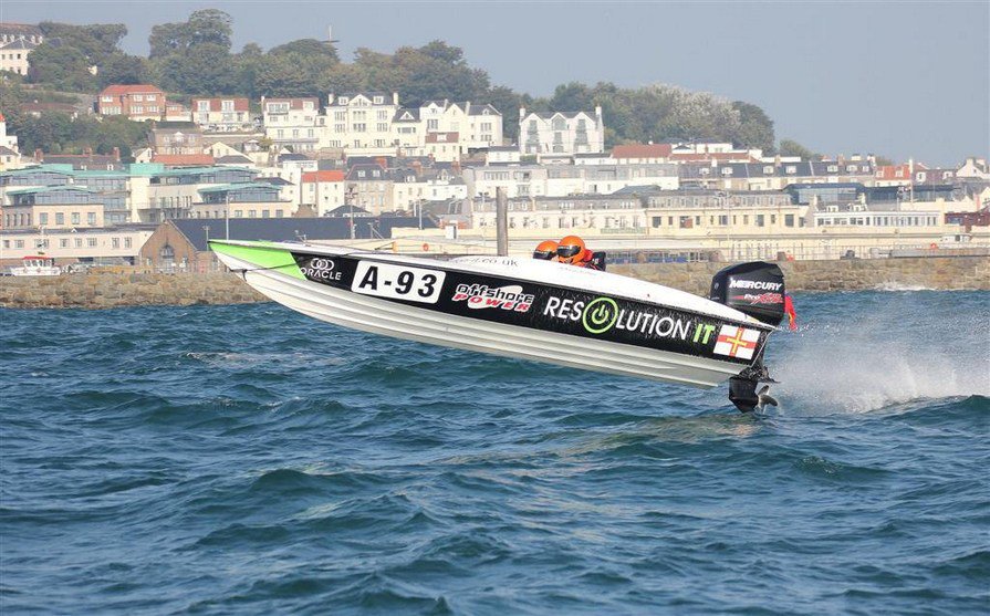 Raceboat Int tweet media