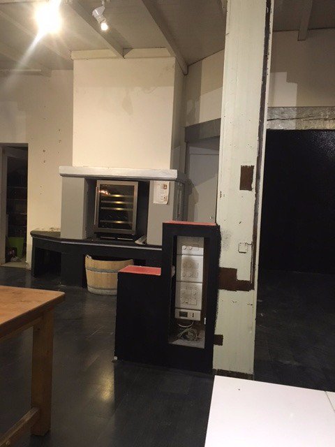 ceriseResto's tweet photo. La Cerise en mode design globale,on refait tout du sol au plafond, mobilier compris pour une cave à vin table d’hôte https://t.co/AsbKksw3YN