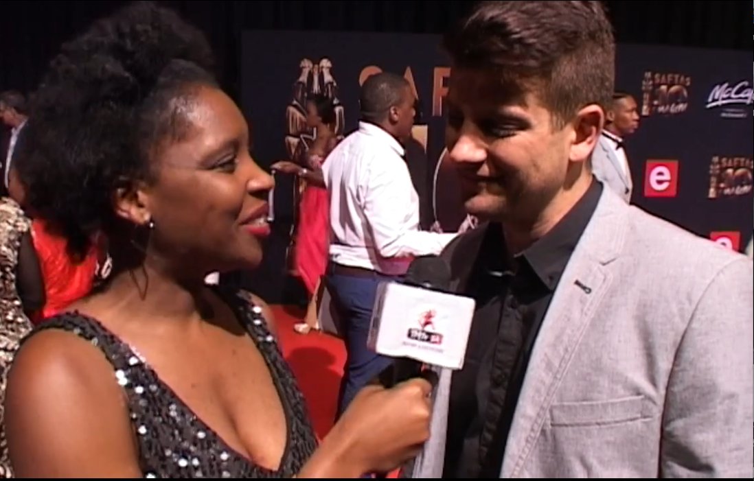 AyAya71717's tweet photo. Chillin' with @IsidingoSABC3 's super cool @Izak_Davel at @SAFTAS1! Oh HI Cavall! #FlashbackFriday #TMTVSA #SAFTAS10 https://t.co/6n4yMAMiSr