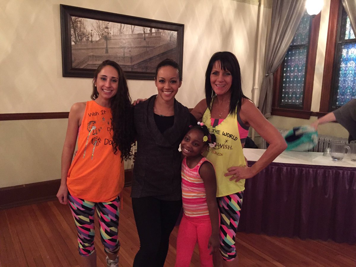 DesireeFox10AZ's tweet photo. This girl is spectacular. You can help others like her this Sunday @ 11 @ Tonawanda Castle @WKBW https://t.co/nIEnaAzXXT