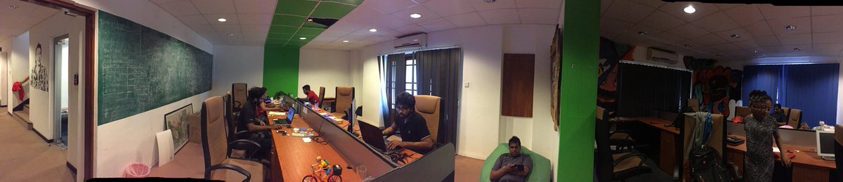 Yhashiga's tweet photo. #GoodbyeBamba #ThisIsCakeLabs @biggzio @SNSalgado @HarshaWijendra @ThisIsAnaz https://t.co/sqQ0MRQJDg
