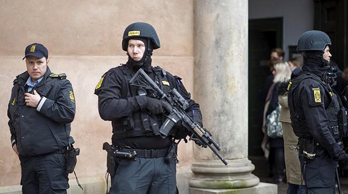 NewsPakistanPK's tweet photo. Four suspected Daesh recruits arrested in Denmark https://t.co/ARMNMLmayi https://t.co/lZMBxqAEm9