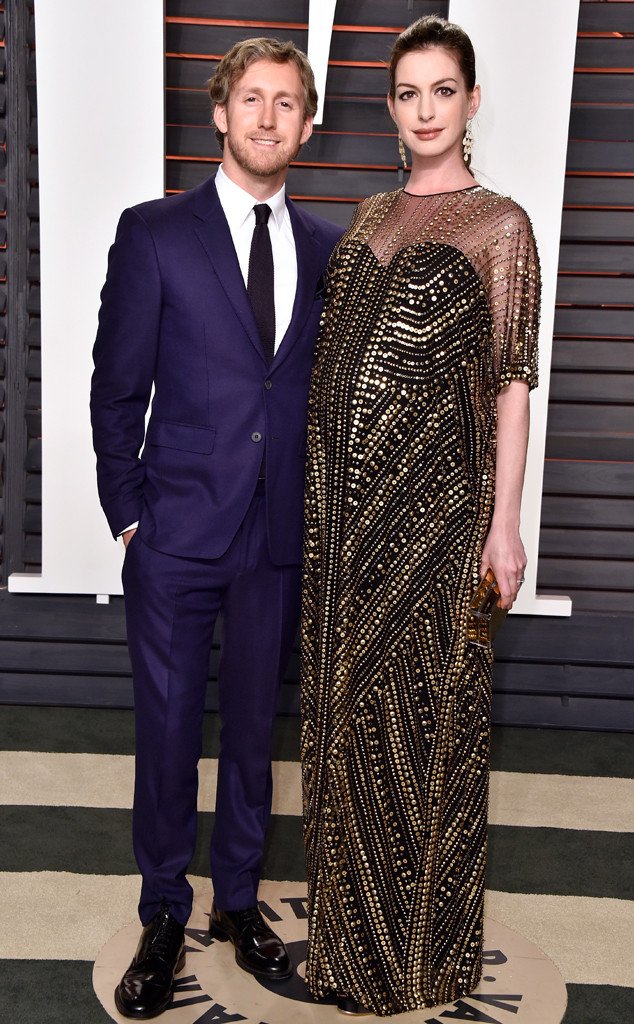 Aww Anne Hathaway Has Given Birth To A Baby Boy Jonathan Rosebanks Shulman E Uk Amp Ireland Scoopnest