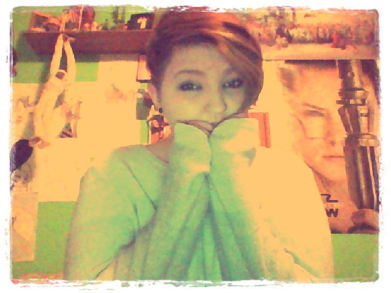 kitty_boo0o's tweet photo. My Hazy Days photo from Webcam Toy ☺ #webcamtoy https://t.co/9Rn7Y0I961