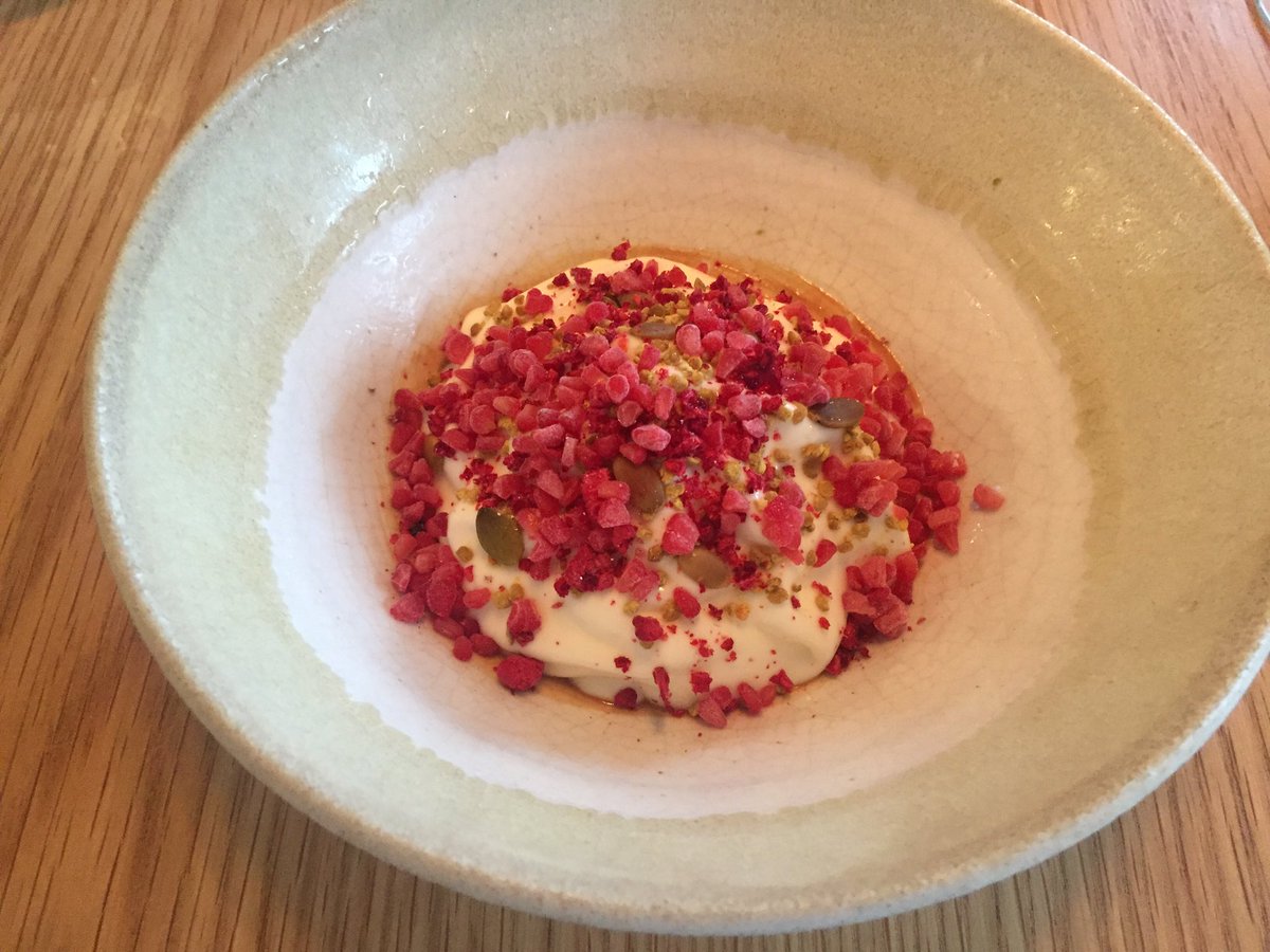 FoodOracle's tweet image. Delicious long lunch at Silvereye at @theoldclare One to watch @TheWorlds50Best #sydney