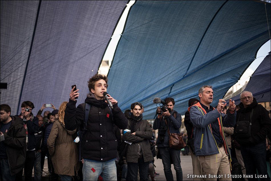 JourDeBout's tweet photo. RT Stef_Burlot: La jeunesse #NuitDebout #37mars #38mars (hier avant-hier)
https://t.co/S2d5JtIzTR https://t.co/B4SbwC3CDh