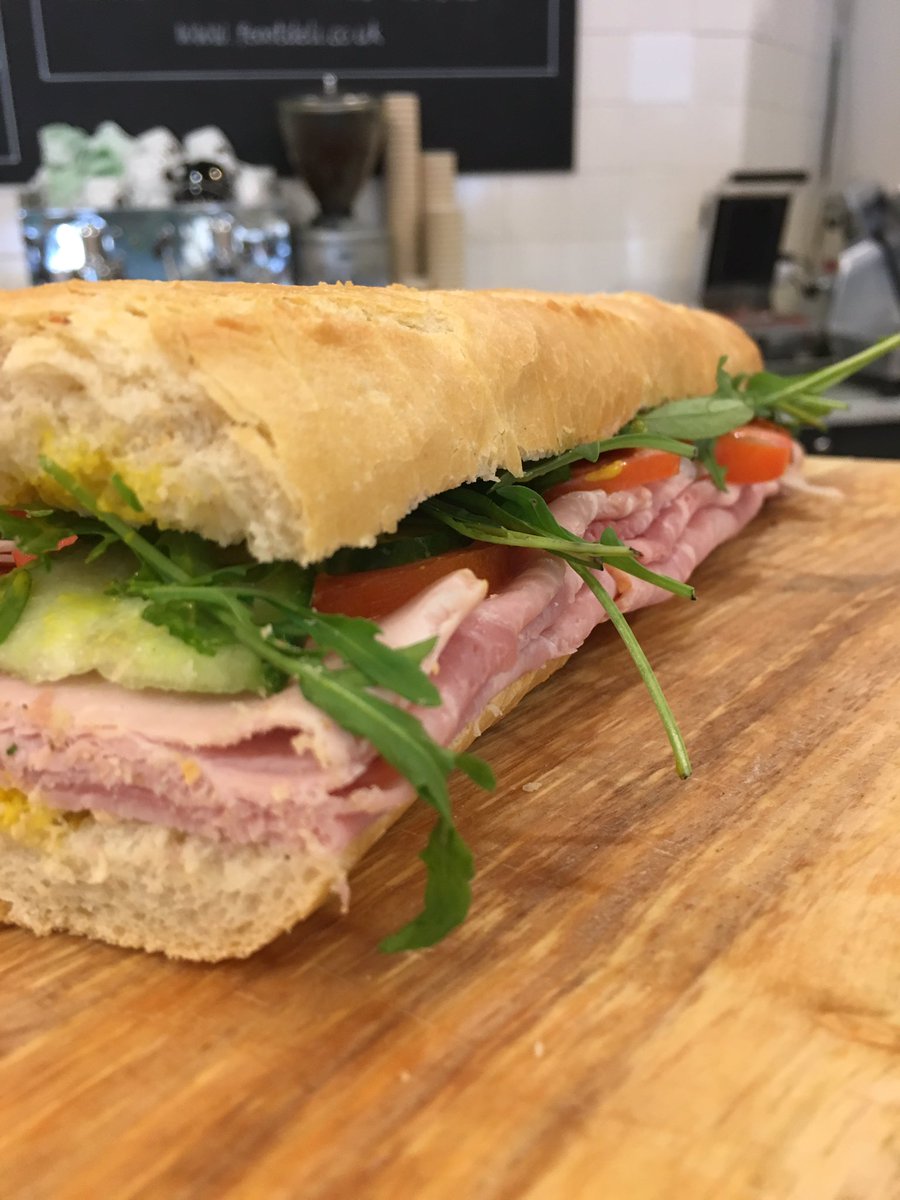 FeastMuswellHil's tweet photo. Or...keeping it classic with our smoked ham and salad baguette https://t.co/M7ES8yDDvp