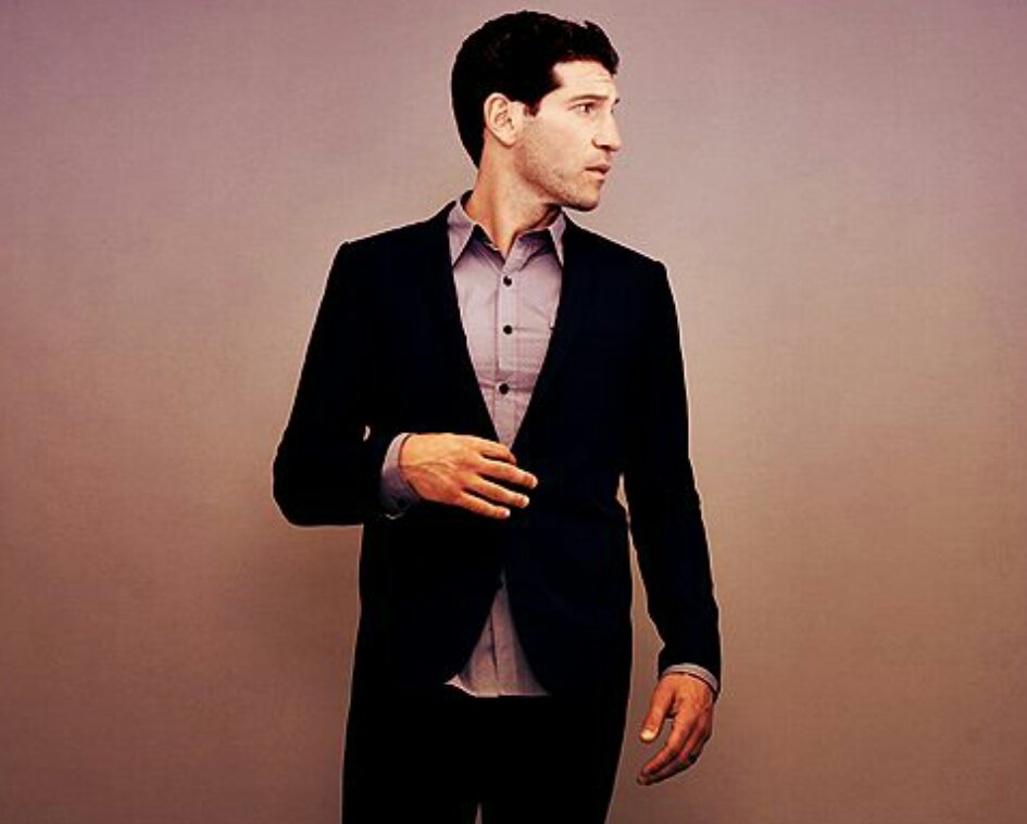 Who goes on a date with <a href="/Shane_Walsh__/">Shane Walsh</a>?  
#TWD #ladies