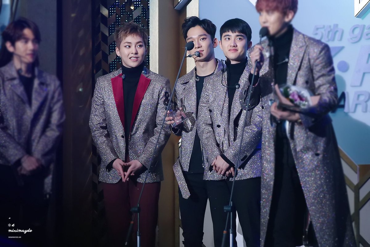 MINIMAYDO's tweet photo. 데뷔4주년 너무축하하고 노래해줘서 고맙고 많이좋아해♥
#4yearsWithDO #4YearsWithEXO
https://t.co/6ngLxCWKrb
https://t.co/1t14Mh4yKt https://t.co/osaq4KTqKq