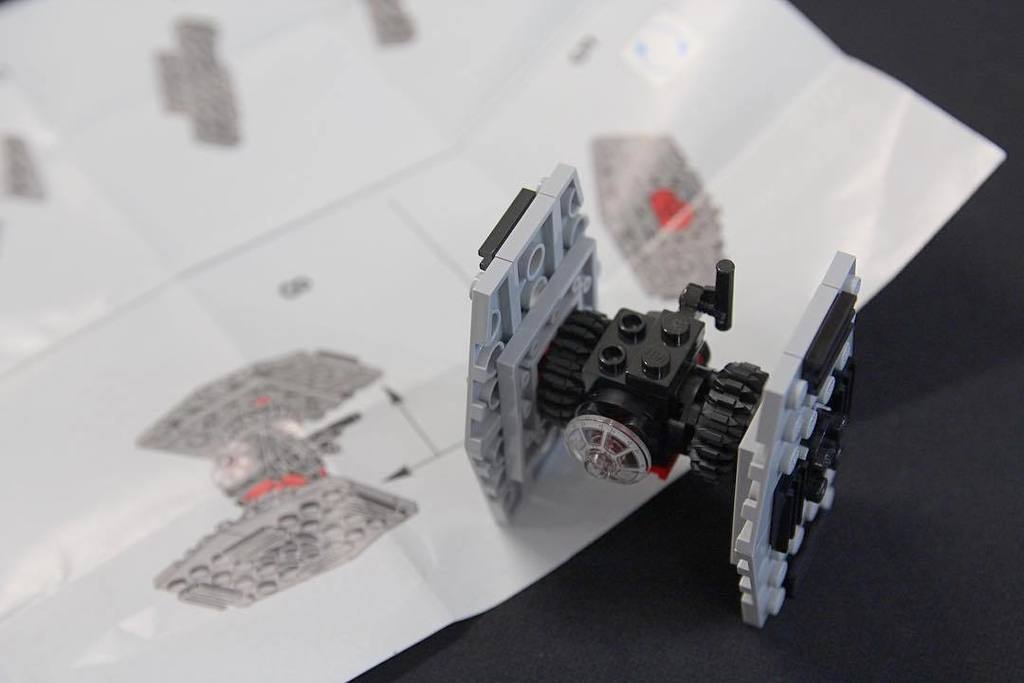 akubiomed's tweet photo. Join pertandingan memasang LEGO First Order Special Forecea TIE Fighter.
#LEGOMy
#LEGOStarWars
#AkuBiomed
#Blooโฆ https://t.co/nq7aCRvzIO