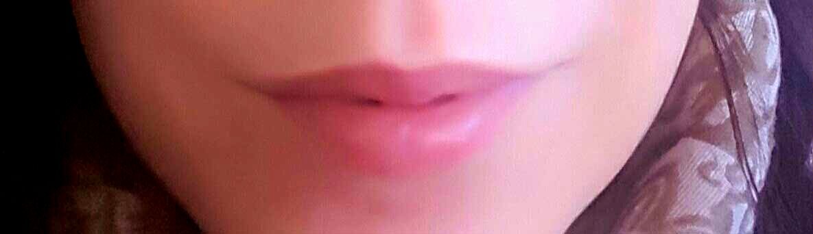 Aún estando malita aquí os dejo mi aportación al #viernesdelabios. 
Besos