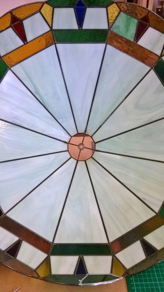 TransparentGS's tweet image. #Ontheworkbench; repairs to a large standard lampshade #artdeco style