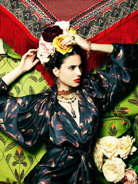 Such great colors, beautiful photoshoot! By Melodi Medows via bit.ly/20dg8Mh Very inspiring pinterest board