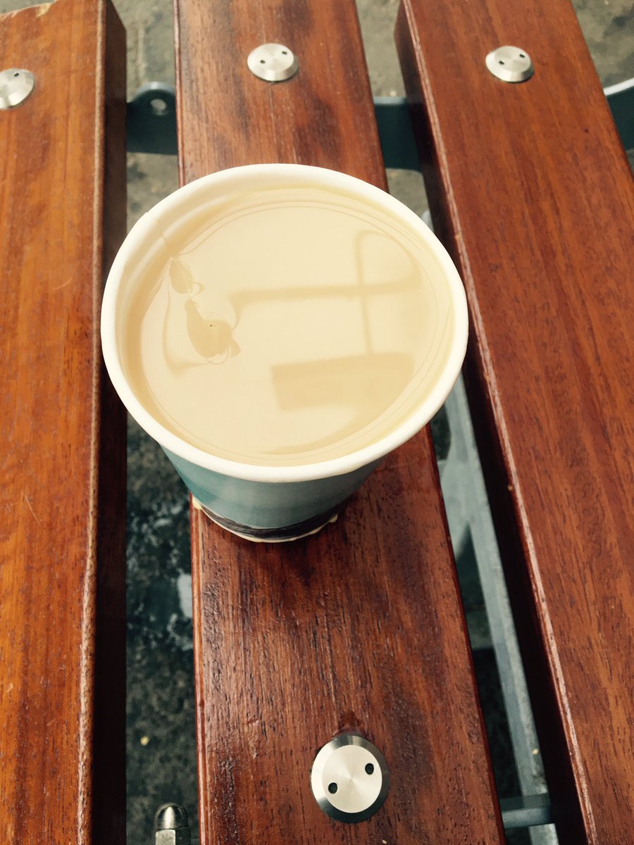 Le2ley's tweet photo. What part of 'just a drop of milk' means pour as much in as humanly possible #tea #coffeeshops #tfif #idrathergin https://t.co/oBBFVR4Egt