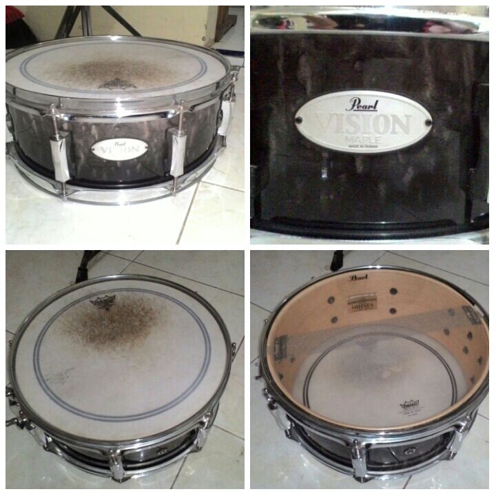 ayambandit's tweet photo. @DrumBagus wts snare pearl vision maple 8 pugs mulus 1,2jt nett jkt 083874677735 / 58796a3b https://t.co/QbXFl9fTk0