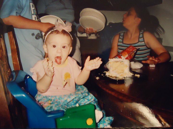MollyWood5488's tweet photo. #sweet16weekend 1st birthday &amp; things haven't changed much.I'm yelling at nana &amp; you're the awkward distraction😂😂😂 https://t.co/ib03DkUoz4