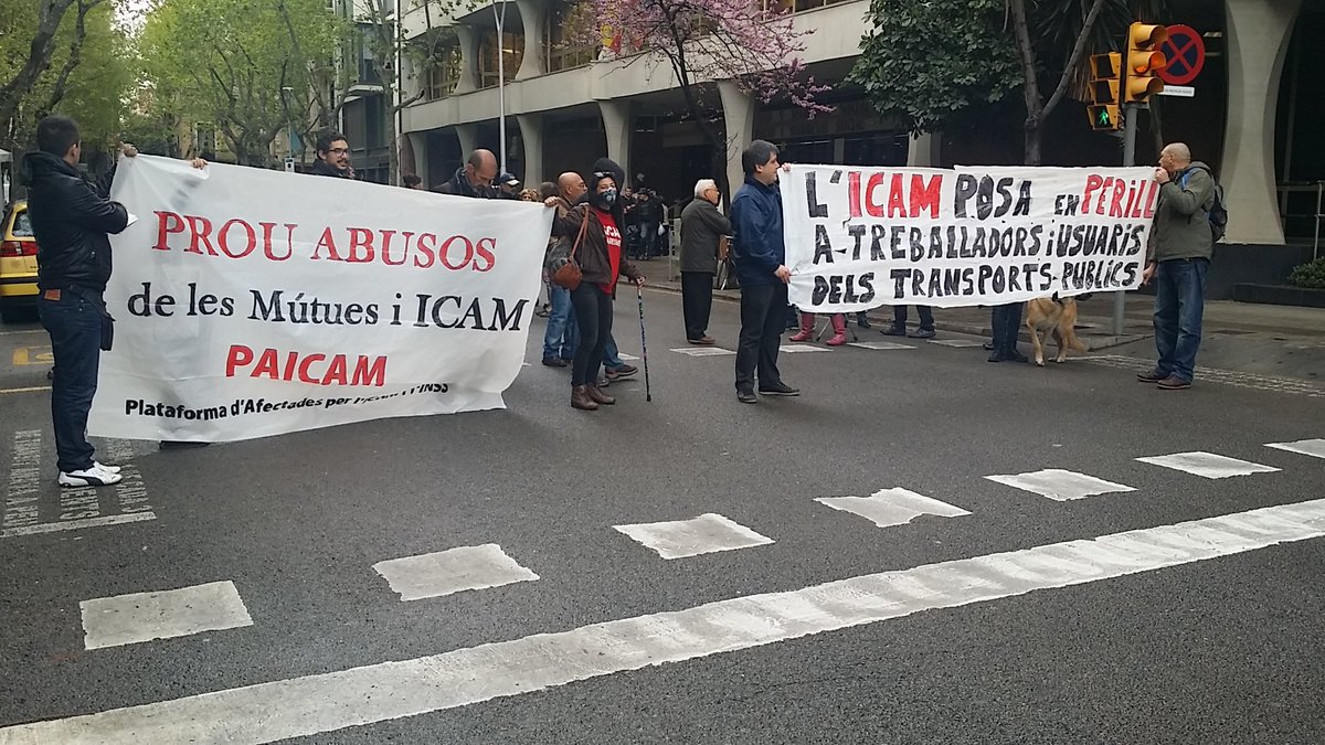 lhtello's tweet photo. Empezamos aquí estamos #STOPPAICAM @LaPAICAM #pressingICAM https://t.co/ZPlcMVLLeG
