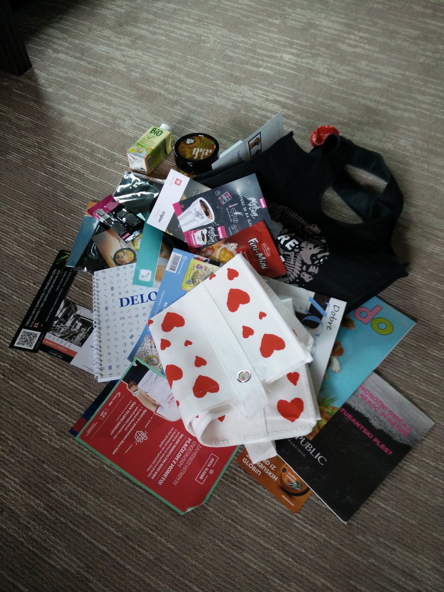 Majhen delček smeti, ki jih je v mojem imenu brez potrebe proizvedel #festivalsof In love with your problem?