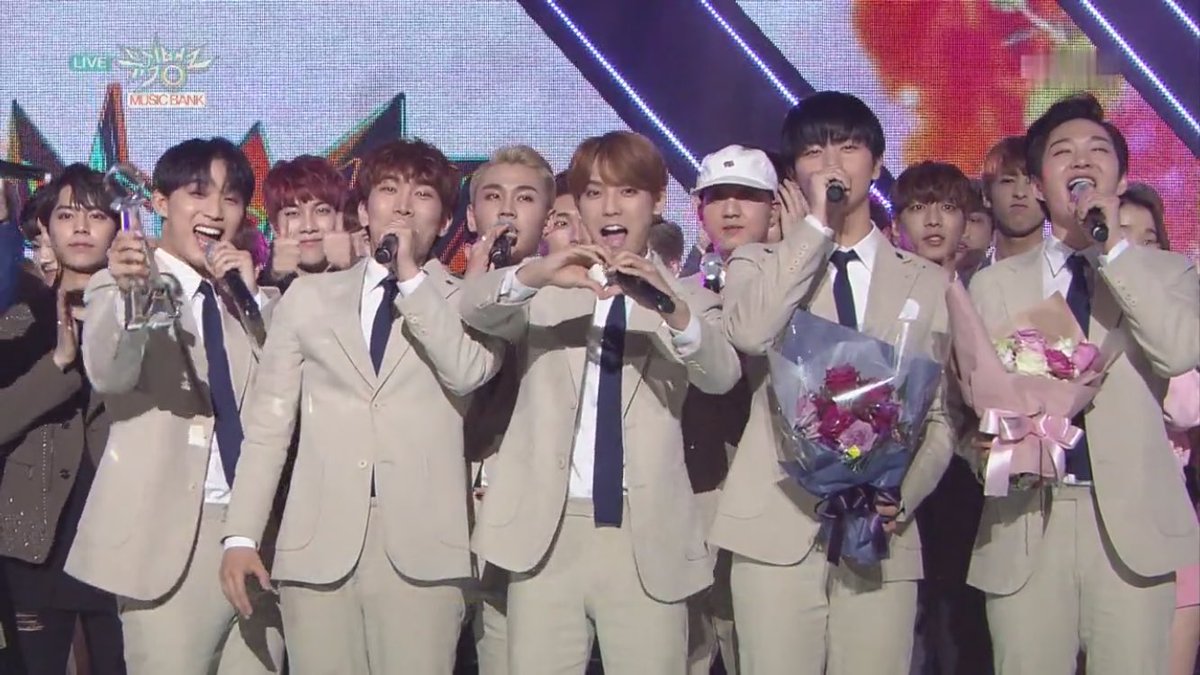 btbj_ymh_88's tweet photo. Melody 사랑해~💖
みゅーばん ミニョク(;_;)
#BTOB #REMEMBER_THAT
#비투비 #봄날의기억
#REMEMBER3RDWIN https://t.co/VieFeK2XqL