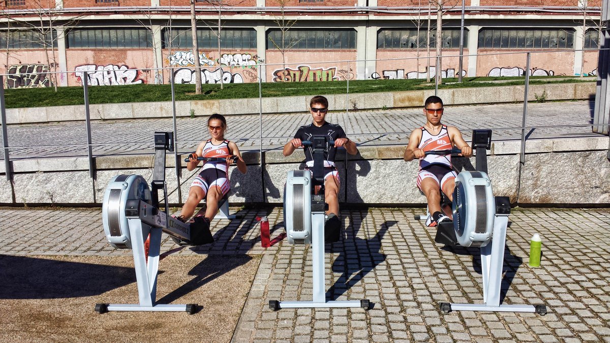 RemoMadridRio's tweet photo. Me encanta el olor de un test de 2000 por la mañana!
#rowing #remomadrid #2ktest #remo #training #entrenamiento https://t.co/gDOyfDuqfg