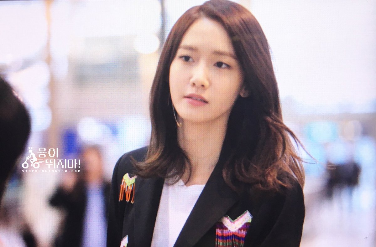 [PIC][08-04-2016]YoonA khởi hành đi Bắc Kinh – Trung Quốc để tham dự sự kiện "Star Zone" vào chiều nay Cfgs3C5WIAAtpNK