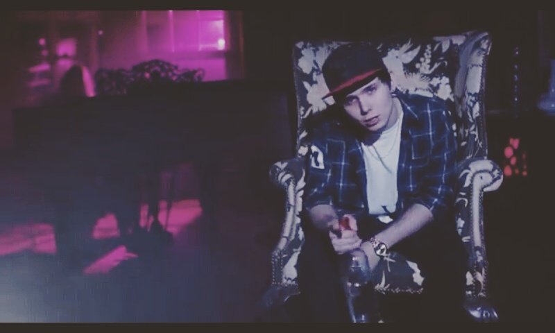 fleettherapper's tweet image. Whose ready for the #Humanbehavior music video?