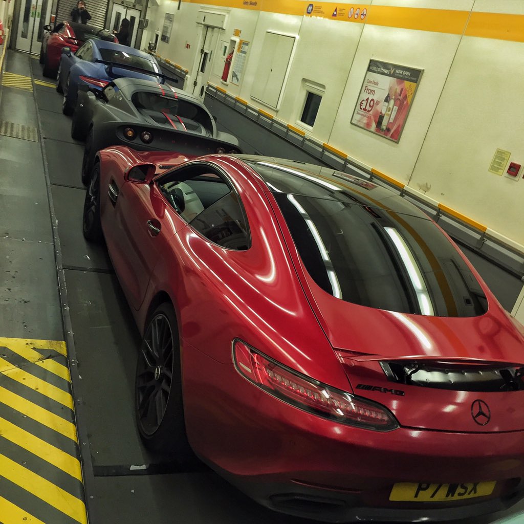 Paul Wallace on Twitter "Line up is looking good on the Eurotunnel😁 