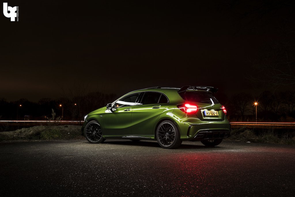 MercedesAMG's tweet photo. The rapture that conquers the still of the night. 
📷 @bas_fransen 
[Consumption 7-3-6.9l/100km|CO₂ 171-162g/km] https://t.co/pzcT5Xv6Ye