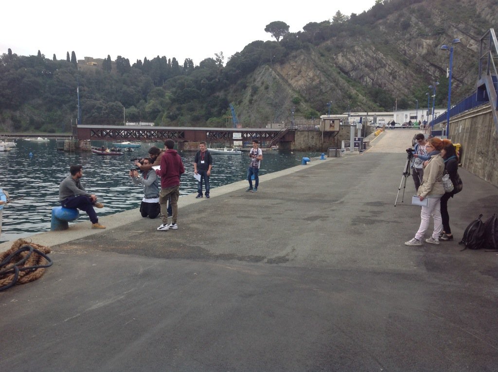 Set degli studenti Natta De Ambrosis al porto di Sestri