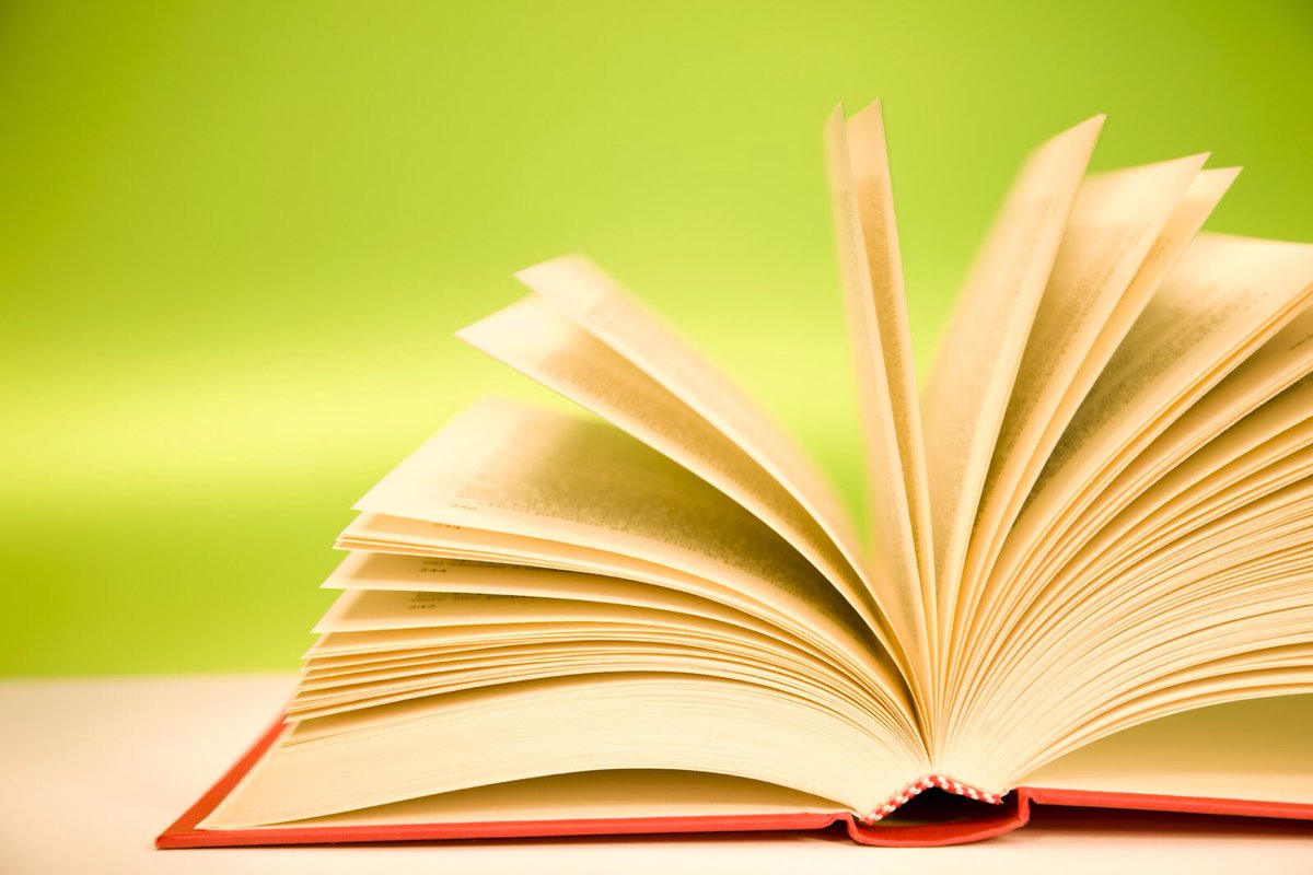 fabipichierri's tweet photo. "Leggi questo libro: la tua solitudine si colori di cultura"Polonio #HamleTw 08 @TwLetteratura https://t.co/Jy2F24OX8n