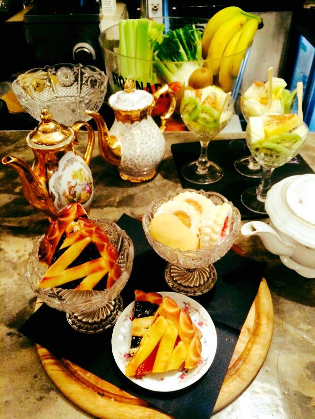 akbarweb's tweet image. #AK Art &amp;amp; Kooking si #RINNOVA! Se non siete passati a trovarci cosa state aspettando? #venerdi #WeekEnd #Cocktail