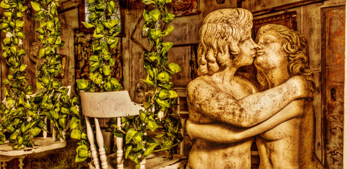 akbarweb's tweet image. #AK Art &amp;amp; Kooking si #RINNOVA! Se non siete passati a trovarci cosa state aspettando? #venerdi #WeekEnd #Cocktail