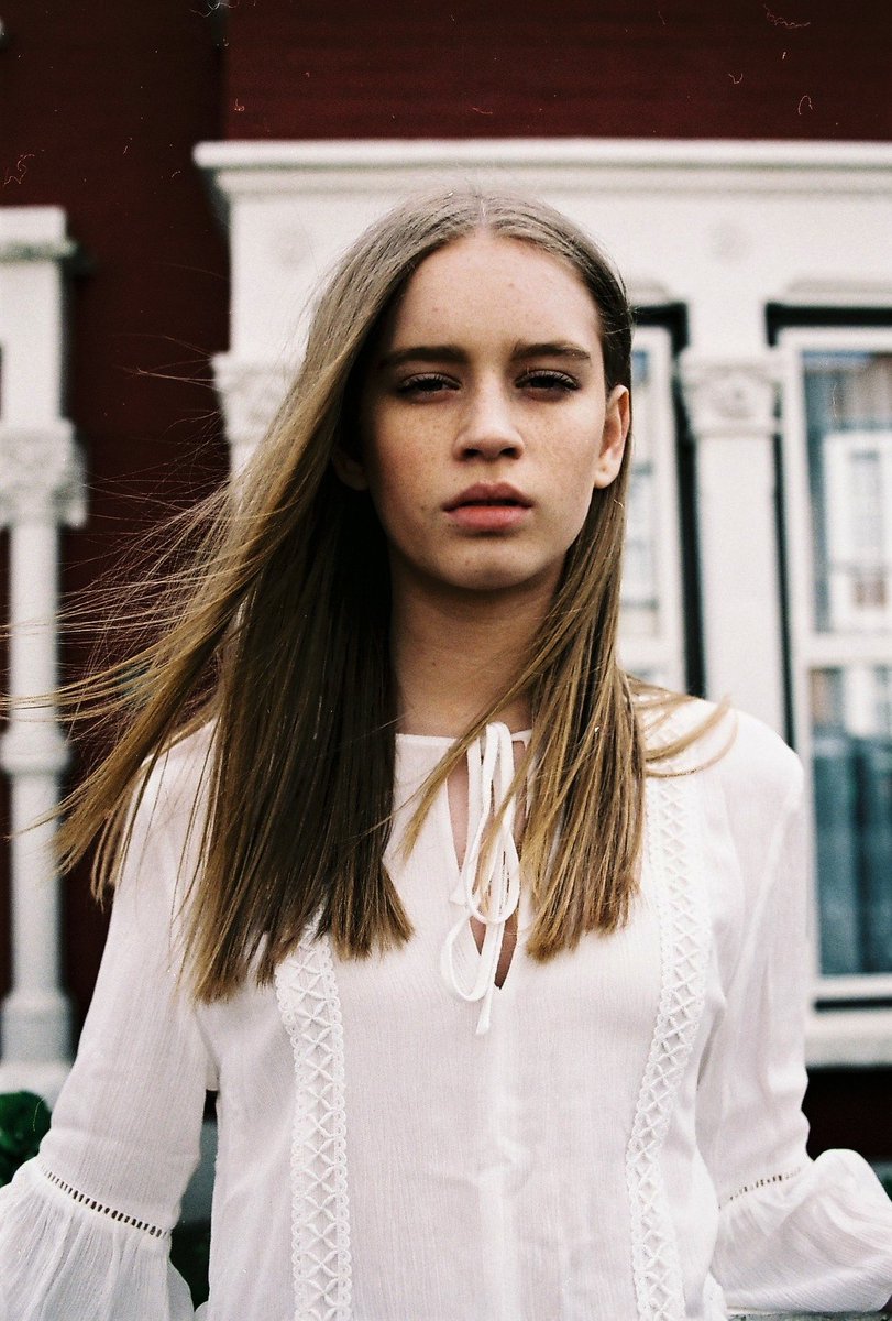 MANDPMODELS's tweet photo. #MandPDEVELOPMENT #BritishTalent: OBSESSING over this face! Natural beauty #Emma shot by @Annagallifent https://t.co/P5xRZahhhp