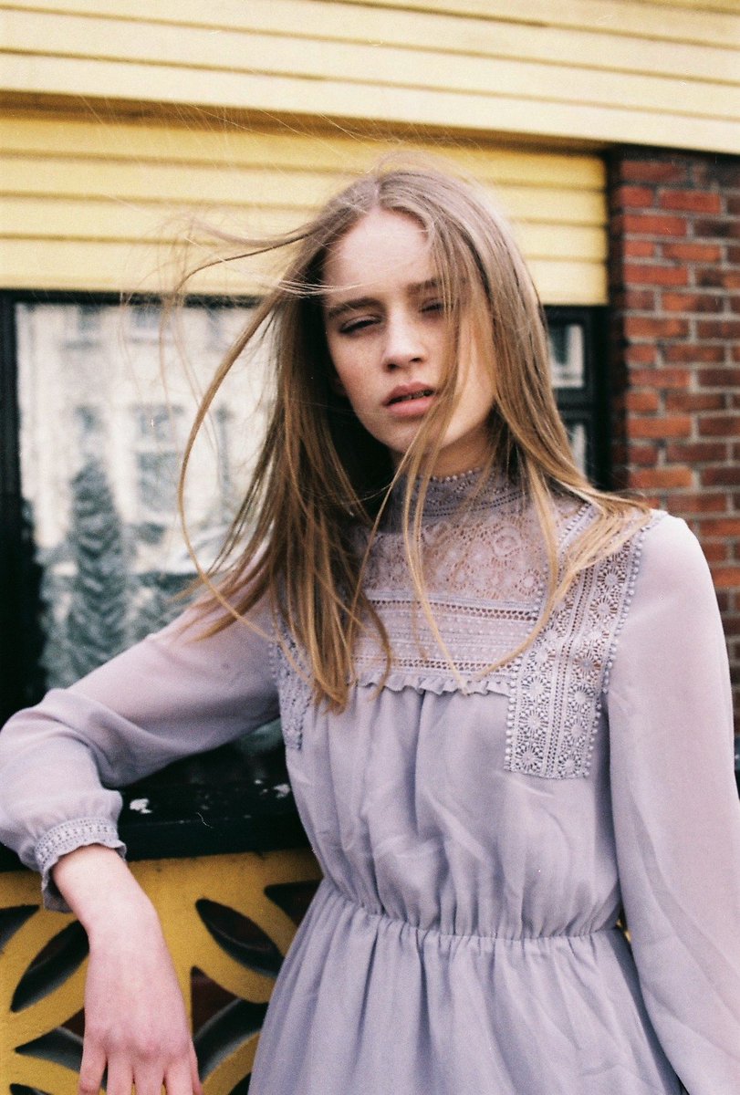MANDPMODELS's tweet photo. #MandPDEVELOPMENT #BritishTalent: OBSESSING over this face! Natural beauty #Emma shot by @Annagallifent https://t.co/P5xRZahhhp
