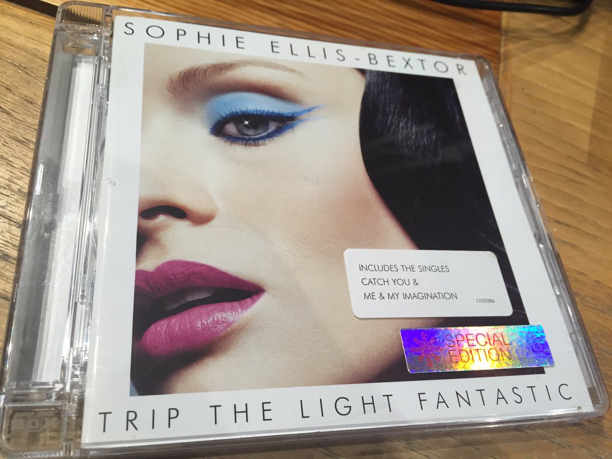 MickyBell's tweet photo. Playing some @SophieEB next on @RadioGibraltar #FridayTunes #IfICantDance ❤️ https://t.co/LL9BMnVUF7