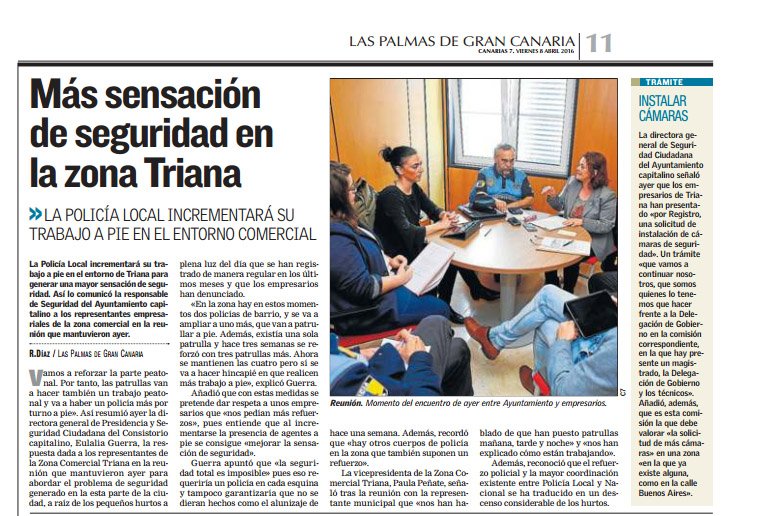 aytolpgc's tweet photo. La @PoliciaLPA seguirá incrementando su trabajo a pie en Triana, atendiendo a las peticiones vecinales (Pág. C7). https://t.co/X15v2TQzwg