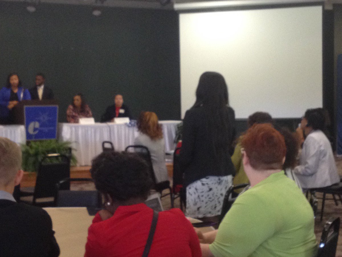 ojones_jsnn's tweet image. The floor is opened for students who want to ask the panelist any questions . #SJMSConference2016