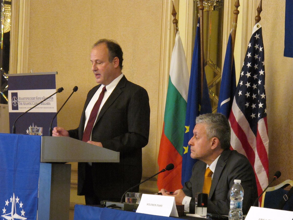 AtlanticClubBG's tweet photo. #EricRubin  #USA will always stand next to #Bulgaria for we are allies #25ACB  #USandBG @PassySolomon https://t.co/mZrQo8KJKF