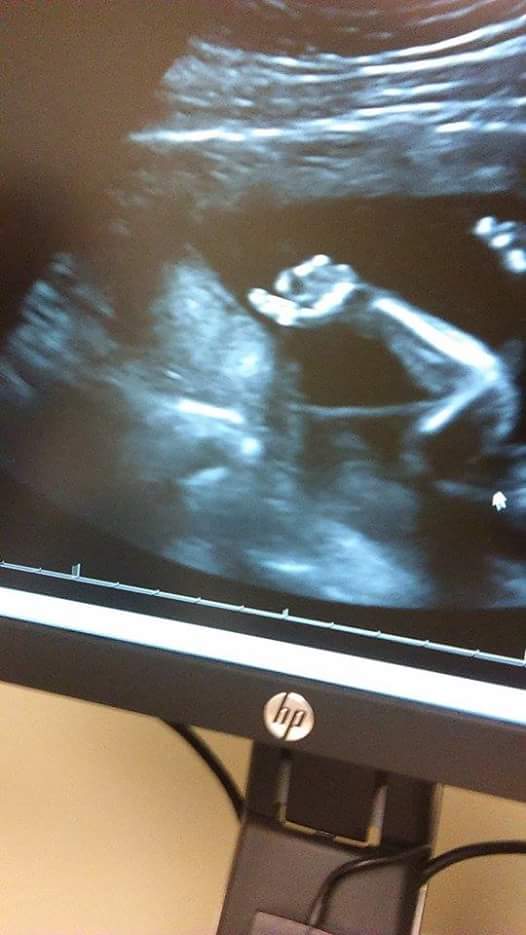 BamBBT's tweet photo. When your baby tells you you're #1 #babygirl https://t.co/f749gStgBi