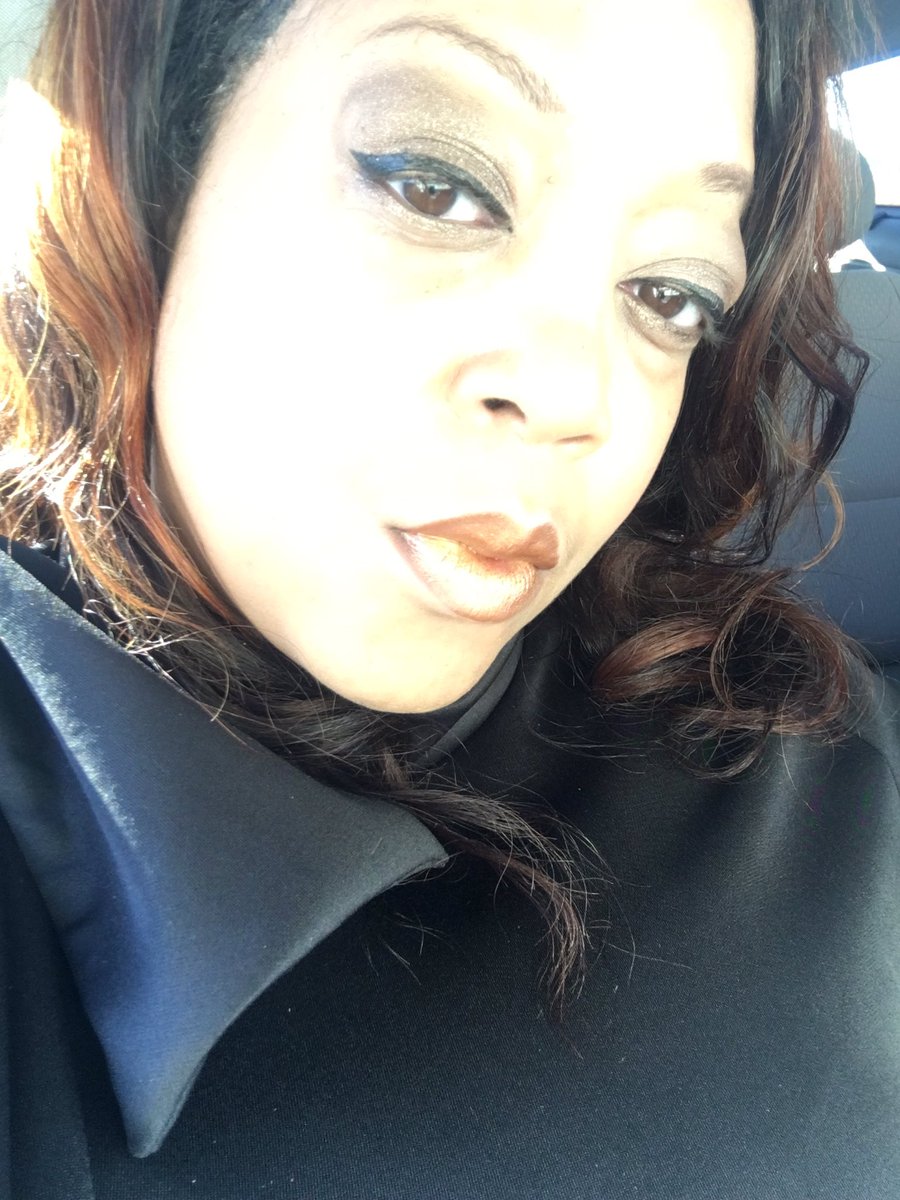 MzMonetRice's tweet photo. Heyyyy everyone!! It's been a while. Happy Friday!! 😘 https://t.co/4Y9TMTfZ1q