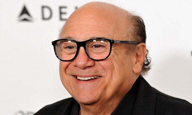 DANNY DE VITO backs JEREMY CORBYN!!!
theguardian.com/media/2016/apr…